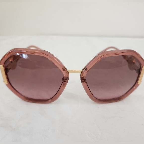 VERSACE Giant Pink Sunglasses - Picture 2 of 14